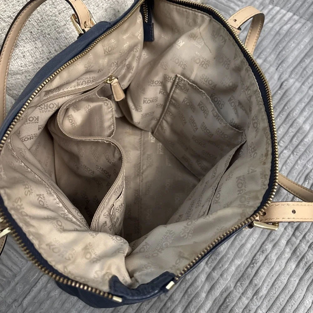Michael Kors Navy Zip Top Tote Bag Gold Hardware w/ MK Charm Lined Pockets